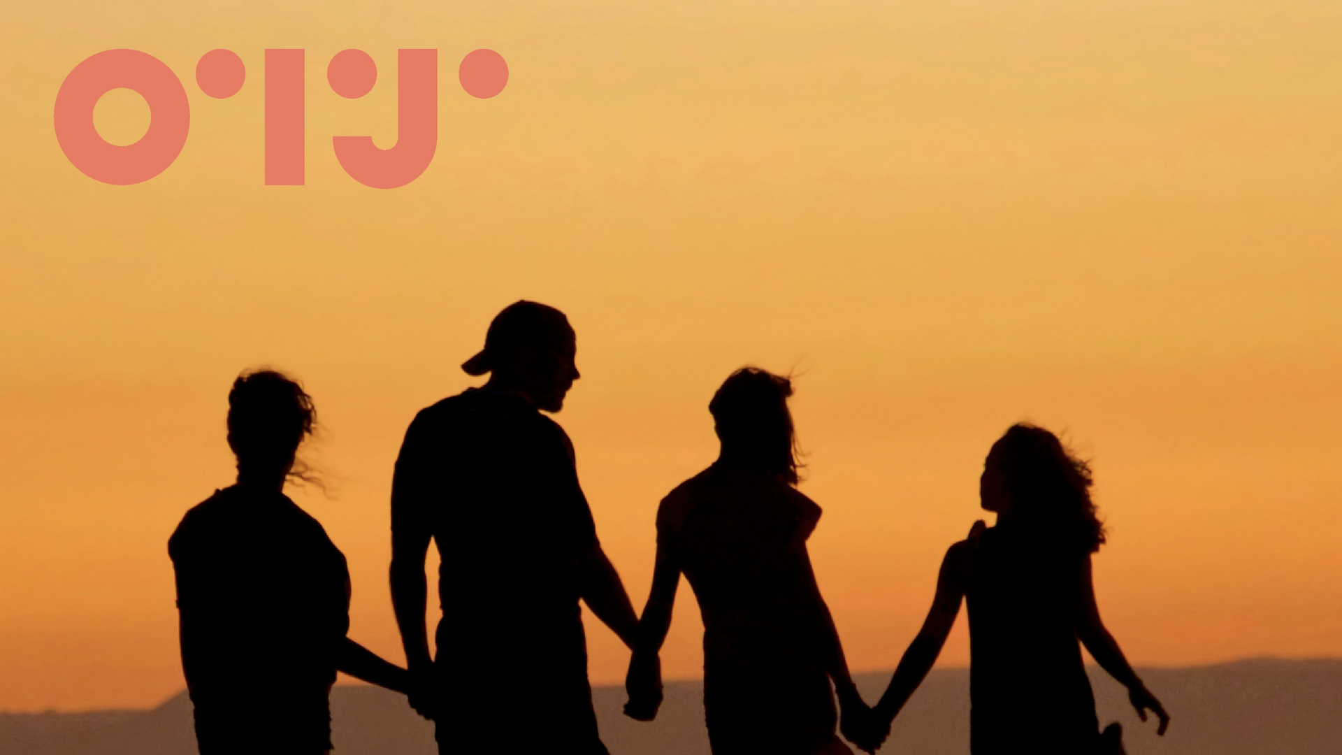 Digital Photo Frame Costs: Ownership, Fees, Joy per Dollar