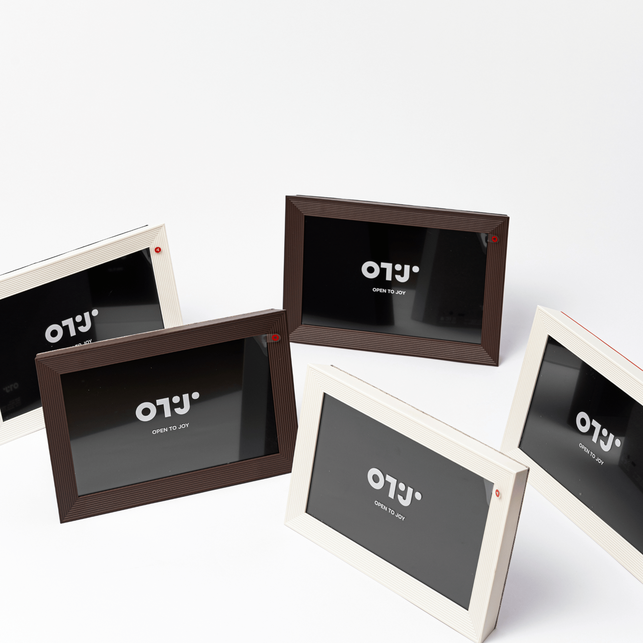 OTJ Frame Fabric Edition The World's First Fabric Digital Photo Frame